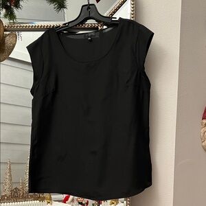 The Limited Elegant Black Sleeveless Blouse